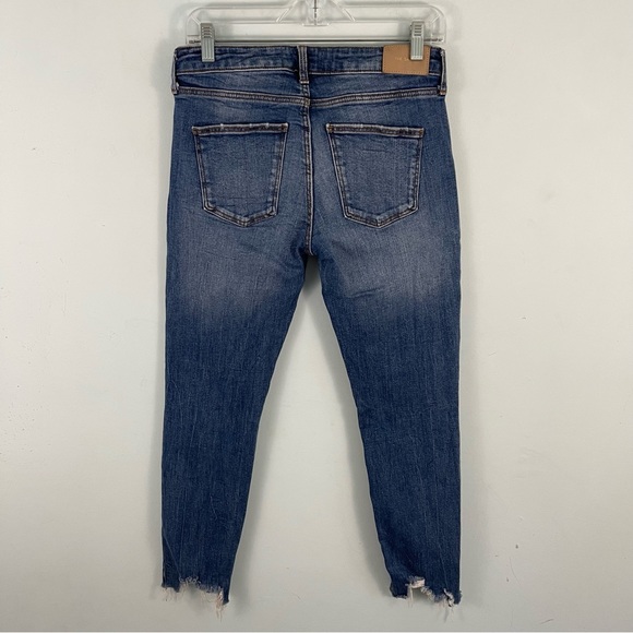 Zara Mid Rise Skinny Jeans Ankle Raw Hem Shark Bite Hem Distressed US 8 - Picture 9 of 16
